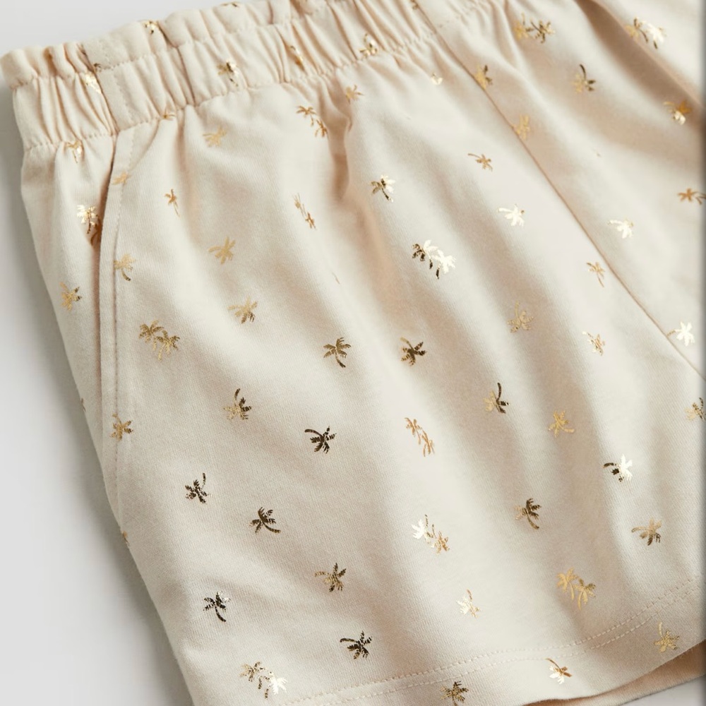 H&M girls paperbag patterned shorts - Picture 2 of 5